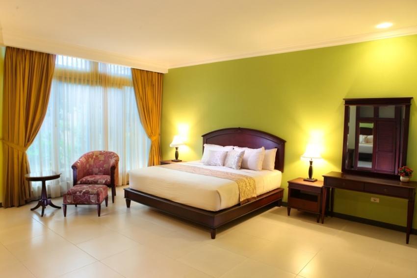 Maharani Guest House Yogyakarta Exterior photo