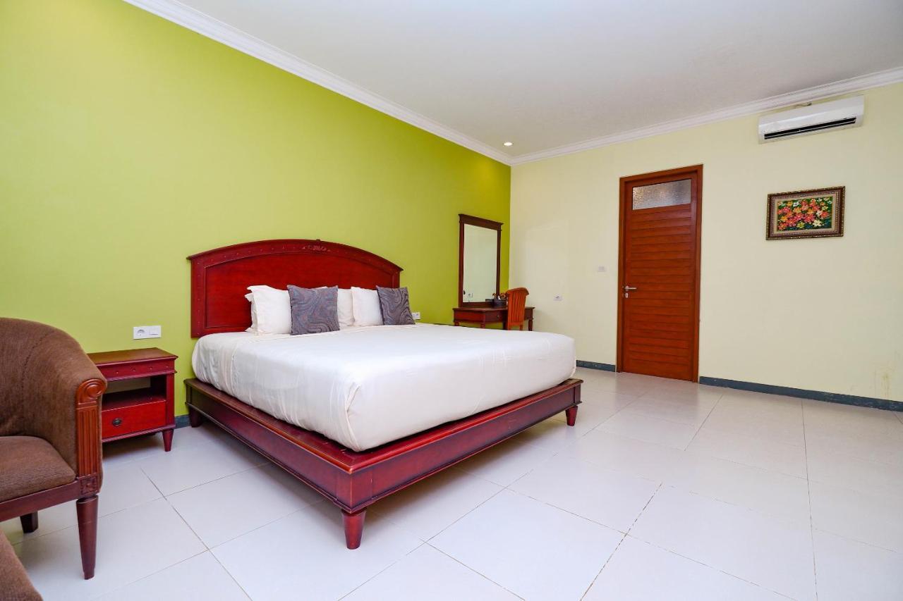 Maharani Guest House Yogyakarta Exterior photo