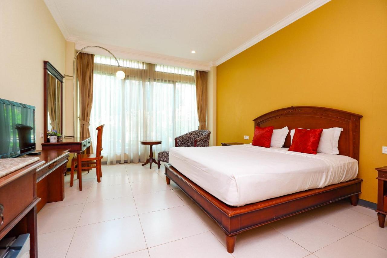 Maharani Guest House Yogyakarta Exterior photo